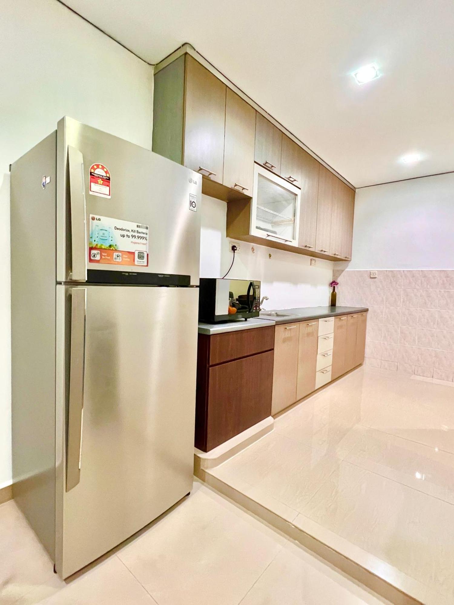 Wonder Teddy Indah House For 1-11pax At Bukit Indah Near Legoland And Ecobotanic Johor Bahru
